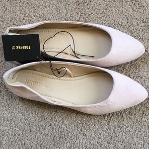 Brand new Forever21 pink/nude flats size 5.5